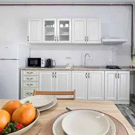 Azure Bliss Apartman *